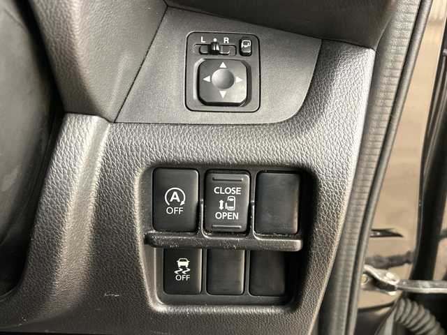 三菱 ｅＫスペース カスタムG 道央・札幌 2014(平26)年 6.8万km アメジストブラック 4WD//社外ナビ//スマートキー//プッシュスタート//片側パワースライドドア//ディスチャージライト