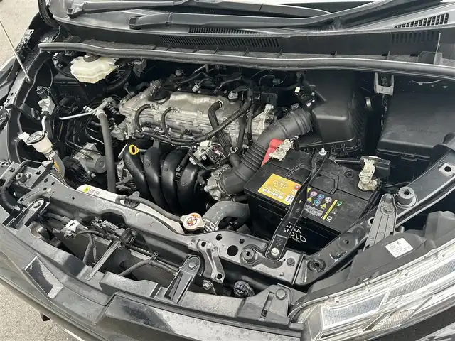トヨタ ヴォクシー ZS 煌Ⅱ 神奈川県 2020(令2)年 5万km ブラック ・純正１０インチナビ　/・純正バックカメラ　/・純正ＥＴＣ　/・Ｂｌｕｅｔｏｏｔｈ　/・ＤＶＤ　ＣＤ　/・フルセグＴＶ　/・ＨＤＭＩ入力端子　/・６スピーカー/・両側パワースライドドア　/・純正ＬＥＤヘッドライト　/・フォグランプ　/・トヨタセーフティーセンス/・サイドバイザー/・スマートキー/・プッシュスタート/・純正フロアマット/・インテリジェントクリアランスソナー/・リヤオートエアコン
