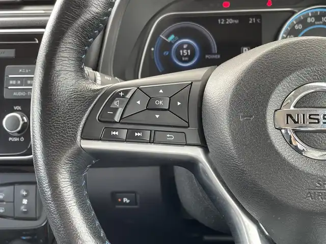 日産 リーフ X 佐賀県 2019(令1)年 8.1万km スーパーブラック 純正SDナビ(フルセグTV/CD/DVD/BT)/アラウンドビューモニター/プロパイロット/クリアランスソナー/シートヒーター/ステアリングヒーター/ブラインドスポットモニター/デジタルインナーミラー/ETC/純正LEDヘッドライト/純正フロアマット/純正16インチアルミホイール