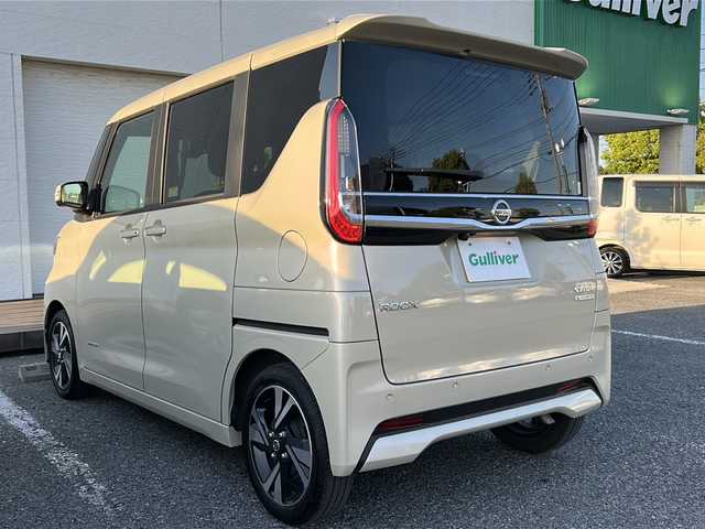 日産 ルークス HWS Gターボ アーバンクロム プロパイロットED 千葉県 2022(令4)年 2万km フローズンバニラパール 9型ナビMM222D-L 全方位カメラ プロパイロット ドラレコ スマートルームミラー 両側電動スライド ハンズフリーオートスライドドア USB ETC AUTOHOLD ソナー フローズンバニラ色
