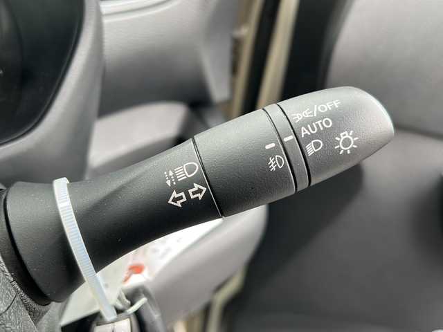 日産 ルークス HWS Gターボ アーバンクロム プロパイロットED 千葉県 2022(令4)年 2万km フローズンバニラパール 9型ナビMM222D-L 全方位カメラ プロパイロット ドラレコ スマートルームミラー 両側電動スライド ハンズフリーオートスライドドア USB ETC AUTOHOLD ソナー フローズンバニラ色