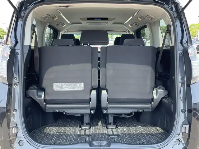 トヨタ ヴェルファイア Z 道央・札幌 2017(平29)年 7.5万km ブラック ４WD/寒冷地仕様/純正ディーラーOPナビ/CD/DVD/BT/フルセグ/純正フリップダウンモニター/プリクラッシュセーフティ/横滑り防止装置/レーダークルーズコントロール/クリアランスソナー/バックカメラ/ビルトインETC/ドライブレコーダー/アイドリングストップ/ワイパーデアイサー/ECOMODE/両側パワースライドドア/2列目オットマン/革巻きステアリング/ステアリングリモコン/電動パーキング/ブレーキホールド/MTモード付AT/プッシュスタート/スマートキー/LEDヘッドライト/オートライト/フォグランプ/電動格納ミラー/ウィンカーミラー/純正フロアマット