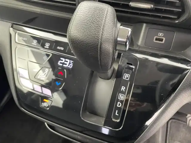 日産 デイズ ハイウェイスターG ターボ 富山県 2020(令2)年 3.8万km ブラック 純正9インチナビ/フルセグTV/Bluetooth/DVD/アラウンドビューモニター/ETC2.0/純正ドラレコ /レザーシートカバー/前後コーナーセンサー/エマージェンシーブレーキ/LEDヘッドライト/オートライト /アイドリングストップ