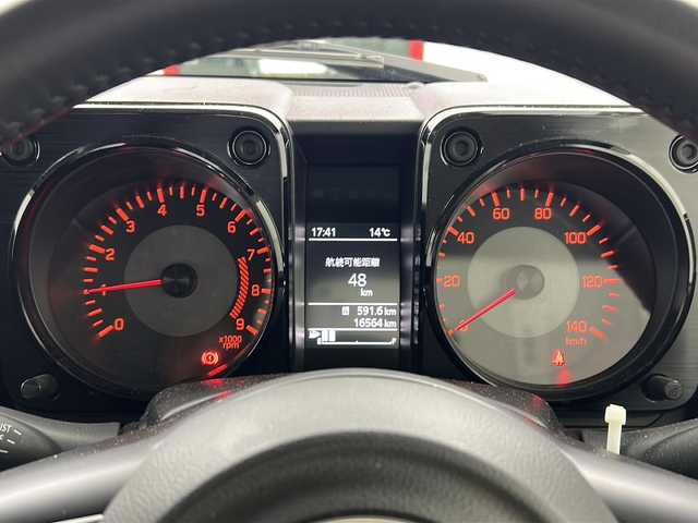 スズキ ジムニー XC 宮城県 2021(令3)年 1.7万km ブルーイッシュブラックパール3 ワンオーナー/デュアルセンサーブレーキサポート/スズキセーフティサポート	/・車線逸脱抑制制御機能	/・車線逸脱警報機能	/・横滑り防止装置	/・ハイビームアシスト	/クルーズコントロール/前席シートヒーター/ビルトインETC/革巻ステアリング/プッシュスタート/スマートキー/LEDヘッドライト/フォグランプ/ヘッドライトウォッシャー/純正16inAW/純正フロアマット/ドアバイザー