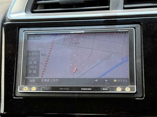 ホンダ フィット 13G Fパッケージ 道南・函館 2013(平25)年 5.6万km クリスタルブラックパール 社外ナビ/フルセグＴＶ/夏冬タイヤ/寒冷地仕様/ＥＴＣ/アイドリングストップ/プッシュスタート/スマートキー/ミラーヒーター/フロアマット/横滑り防止装置/マニュアルレベリング