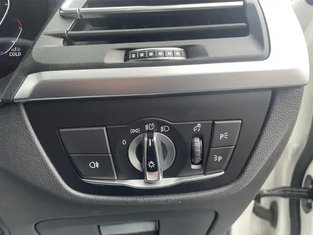 ＢＭＷ Ｘ３ xDrive20d Mスポーツ 神奈川県 2022(令4)年 3.4万km 白