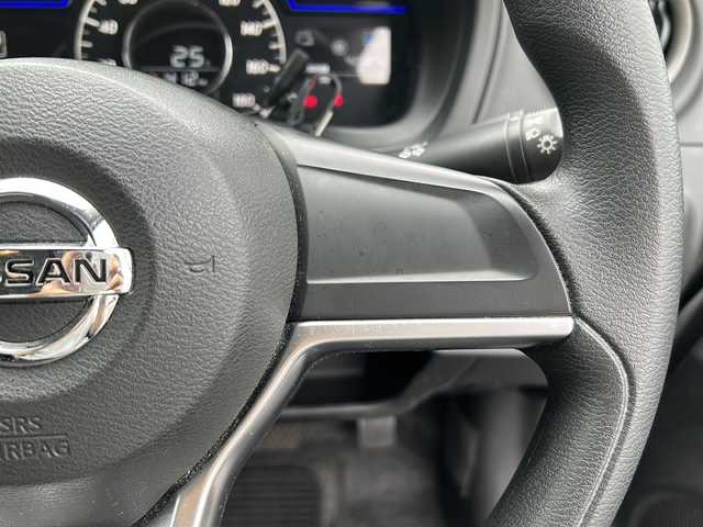 日産 ノート e－パワー X Vセレクション 茨城県 2020(令2)年 4.3万km ブリリアントシルバー 社外ナビゲーション/CD/DVD/Bluetooth/アラウンドビューモニター/インテリジェントエマージェンシーブレーキ/レーンキープアシスト/コーナーセンサー/デジタルインナーミラー/プッシュスタート/スマートキー/ETC/オートライト/オートマチックハイビーム/LEDヘッドライト/保証書、取扱説明書