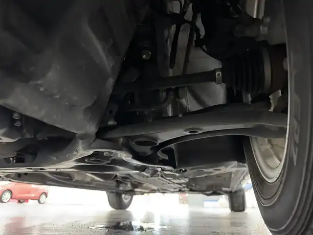 日産 ノート S 三重県 2020(令2)年 1.3万km シャイニングブルー ガソリン/FF/フロアCVT/カロッツェリア 7インチ『楽ナビ』 AVIC-RW303/（CD/DVD/SD/FM/AM/地デジTV/iPod/USB/AUX）/ドライブレコーダー 前後/安全/・エマージェンシーブレーキ/・LDW（車線逸脱警報）/・フロント＆バックソナー/・ハイビームアシスト/・VDC（ビークルダイナミクスコントロール）/など/装備/・オートライト/・電動格納ドアミラー/・マニュアルエアコン/・パワーウインドウ/・パワーステアリング/・運転席・助手席エアバッグ/・キーレスエントリー（リモコンキー）/・社外14inAW/など