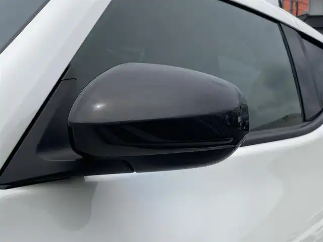 日産 フェアレディ Ｚ ニスモ 静岡県 2016(平28)年 4.5万km ブリリアントホワイトパール 純正メーカーHDDナビ/　AM FM CD DVD Bluetooth AUX/ビルトインETC/バックモニター/前方ドライブレコーダー/３連サブメーター/HIDオートヘッドライト/NISMO専用スポーツマフラー/純正19インチアルミホイール/パドルシフト/スマートキー&プッシュスタート/フルセグTV/BOSEプレミアムサウンドシステム/RECAROハーフレザーシート