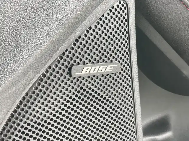 日産 フェアレディ Ｚ ニスモ 静岡県 2016(平28)年 4.5万km ブリリアントホワイトパール 純正メーカーHDDナビ/　AM FM CD DVD Bluetooth AUX/ビルトインETC/バックモニター/前方ドライブレコーダー/３連サブメーター/HIDオートヘッドライト/NISMO専用スポーツマフラー/純正19インチアルミホイール/パドルシフト/スマートキー&プッシュスタート/フルセグTV/BOSEプレミアムサウンドシステム/RECAROハーフレザーシート