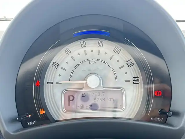 スズキ ラパン G 群馬県 2021(令3)年 0.6万km フォーンベージュM 社外ナビ/　AM/FM/BT/TV/AUX/CD/SD/USB/衝突軽減ブレーキ/レーンキープアシスト/コーナーセンサー/横滑り防止機能/アイドリングストップ/前方ドライブレコーダー/AUTOライト/運転席側シートヒーター/純正フロアマット/純正ドアバイザー/プッシュスタート/保証書/取扱説明書/スペアキー1