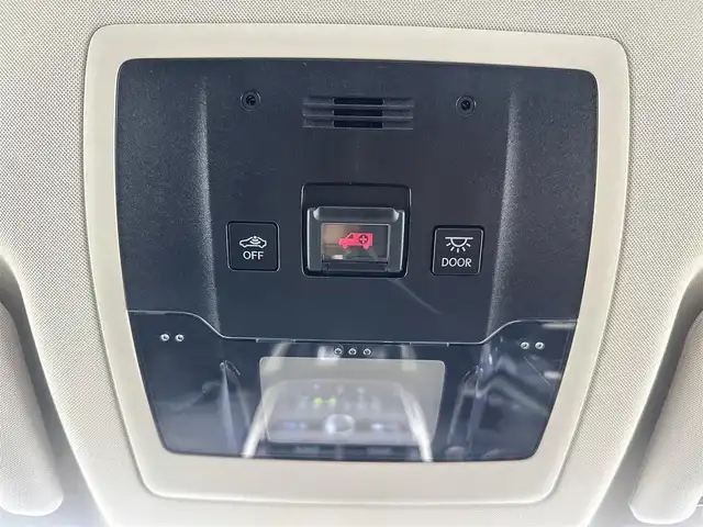 レクサス ＮＸ 200t Iパッケージ 愛知県 2015(平27)年 5.8万km レッドマイカクリスタルシャイン ・純正ナビ/・Bluetooth/・バックカメラ　/・フルセグTV/・レクサスセーフティセンス/・衝突被害軽減システム/・クルーズコントロール/・コーナーセンサー/・横滑り防止装置/・オートライト/・三眼LEDヘッドライト/・LEDフォグランプ/・ステアリングヒーター/・シートヒーター/・シートメモリー/・パワーシート/・パワーバックドア/・ETC/・純正AW/・純正フロアマット/・プッシュスタート/・スマートキー