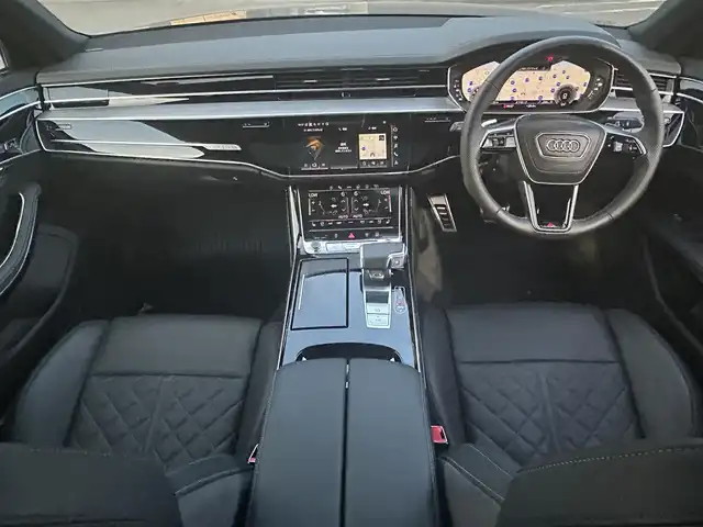 アウディ Ａ８ 55TFSIクワトロ 茨城県 2022(令4)年 0.9万km デイトナグレーパールエフェクト ワンオーナー/ブラックスタイリングパッケージ/コンフォートパッケージ/Slineスタイリングパッケージ/BANG＆OLUFSENサウンド/パノラマSR/MMIナビ/フルセグTV/360°カメラ/ETC/前後ドラレコ/黒革シート/バーチャルコクピット/マトリックスLED/純正20インチAW/パワーシート/シートヒーター/ベンチレーション/パワーバックドア
