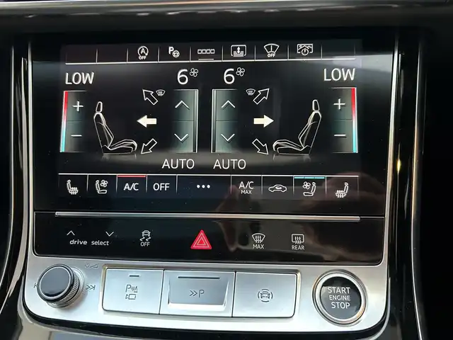 アウディ Ａ８ 55TFSIクワトロ 茨城県 2022(令4)年 0.9万km デイトナグレーパールエフェクト ワンオーナー/ブラックスタイリングパッケージ/コンフォートパッケージ/Slineスタイリングパッケージ/BANG＆OLUFSENサウンド/パノラマSR/MMIナビ/フルセグTV/360°カメラ/ETC/前後ドラレコ/黒革シート/バーチャルコクピット/マトリックスLED/純正20インチAW/パワーシート/シートヒーター/ベンチレーション/パワーバックドア