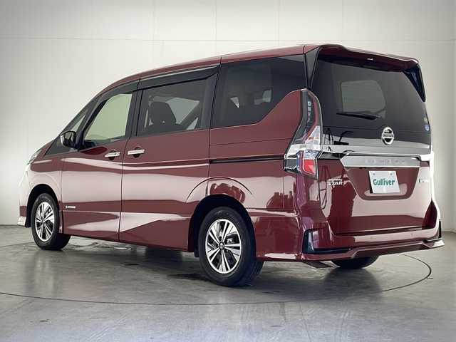 日産 セレナ e－パワー ハイウェイスター V 宮崎県 2020(令2)年 2.8万km マルーンレッド 禁煙車/エマージェンシーブレーキ/純正9型ナビTV/（CD/DVD/MSV/Blu-ray/Bluetooth/フルセグTV)/純正リアフリップダウンモニター/純正LEDオートライト/純正フォグ/純正15インチアルミ/純正エアロ/純正ルーフエンドスポイラー/純正フロアマット/社外前後ドライブレコーダー/ハンズフリー両側電動スライドドア/クルーズコントロール/ブラインドスポットモニター/クリアランスソナー/前席シートヒーター/ステアリングヒーター/Wオートエアコン/本革巻ハンドル/ETC/インテリジェントキー/プッシュエンジンスタート/新車時保証書/取扱い説明書