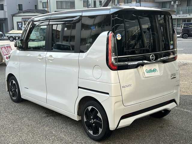 日産 ルークス HWS X プロパイロットED 兵庫県 2021(令3)年 1.4万km チタニウムグレーM/シルキーホワイト ワンオーナー/純正ディーラー9インチSDナビ/　Bluetooth/USB/iPod/DVD/AUX/AM/FM/フルセグTV（走行中視聴可能）/全方位カメラ/純正ビルトインETC/前方ドライブレコーダー/両側パワースライドドア/ベンチシート/オートホールド/プロパイロット/アイドリングストップ/アダプティブクルーズコントロール/アンチロック・ブレーキ・システム/レーンキープアシスト/横滑り防止装置/盗難防止装置/後方コーナーセンサー/衝突被害軽減システム/パワーステアリング/パワーウィンドウ/純正フロアマット/純正アルミホイール/エアバッグ（W+サイド）/カーテンエアバッグ/LEDヘッドライト/スペアキー（1本）/保証書/取扱説明書