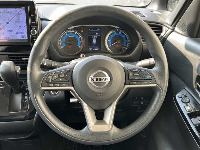 日産 ルークス HWS X プロパイロットED 兵庫県 2021(令3)年 1.4万km チタニウムグレーM/シルキーホワイト ワンオーナー/純正ディーラー9インチSDナビ/　Bluetooth/USB/iPod/DVD/AUX/AM/FM/フルセグTV（走行中視聴可能）/全方位カメラ/純正ビルトインETC/前方ドライブレコーダー/両側パワースライドドア/ベンチシート/オートホールド/プロパイロット/アイドリングストップ/アダプティブクルーズコントロール/アンチロック・ブレーキ・システム/レーンキープアシスト/横滑り防止装置/盗難防止装置/後方コーナーセンサー/衝突被害軽減システム/パワーステアリング/パワーウィンドウ/純正フロアマット/純正アルミホイール/エアバッグ（W+サイド）/カーテンエアバッグ/LEDヘッドライト/スペアキー（1本）/保証書/取扱説明書
