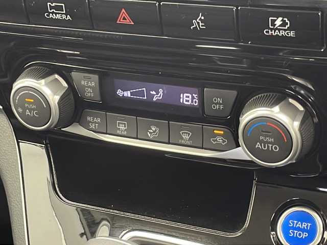 日産 セレナ e－パワー ハイウェイスター V 千葉県 2022(令4)年 3.6万km ブリリアントホワイトパール 純正10インチナビ/フルセグTV/大型フリップダウンモニター/プロパイロット/全方位カメラ/両側パワースライドドア/衝突被害軽減ブレーキ/レーンキープアシスト/インテリジェントミラー/LEDヘッドライト/LEDフォグランプ/オートホールド/ビルトインETC/ドライブレコーダー