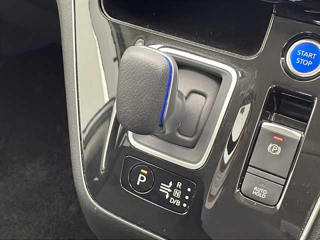 日産 セレナ e－パワー ハイウェイスター V 千葉県 2022(令4)年 3.6万km ブリリアントホワイトパール 純正10インチナビ/フルセグTV/大型フリップダウンモニター/プロパイロット/全方位カメラ/両側パワースライドドア/衝突被害軽減ブレーキ/レーンキープアシスト/インテリジェントミラー/LEDヘッドライト/LEDフォグランプ/オートホールド/ビルトインETC/ドライブレコーダー