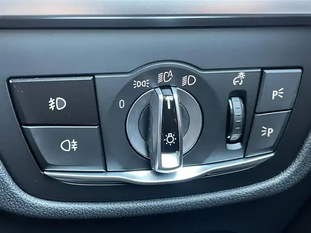 ＢＭＷ Ｘ３ xDrive20d Xライン 鹿児島県 2018(平30)年 3.4万km 白 禁煙車/4WD/純正ナビ/ETC/ドライブレコーダー/パワーバックドア/ビューカメラ/コンフォートアクセス/純正19インチアルミホイール/純正フロアマット