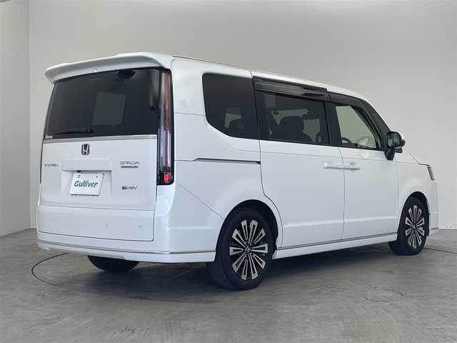 ホンダ ステップワゴン スパーダ eHEV プレミアムライン 埼玉県 2022(令4)年 3.7万km プラチナホワイトパール 純正１１．４インチナビ/フリップダウンモニター/マルチビューカメラ/アダプティブクルーズコントロール/ＢＳＭ/ビルトインＥＴＣ/前後ドライブレコーダー/シートヒーター/ホンダセンシング/電動リアゲート