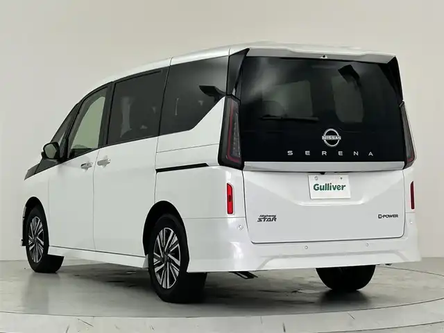 日産 セレナ e－パワー ハイウェイスター V 大阪府 2025(令7)年 0.1千km プリズムホワイト 360度セーフティアシスト/　・エマージェンシーブレーキ/　・前方衝突予測警報/　・アダプティブLEDヘッドライトシステム/　・車線逸脱防止支援システム/　・車線逸脱警報/　・アラウンドビューモニター/プロパイロット/フリップダウンモニター/純正メモリナビ/　　Bt/USB/フルセグTV/両側パワースライドドア/オートハイビーム/LEDオートライト/フォグランプ/合皮ハーフレザーシート/純正16インチアルミホイール/コーナーセンサー/アイドリングストップ/スマートキー/ビルトインETC2.0/　