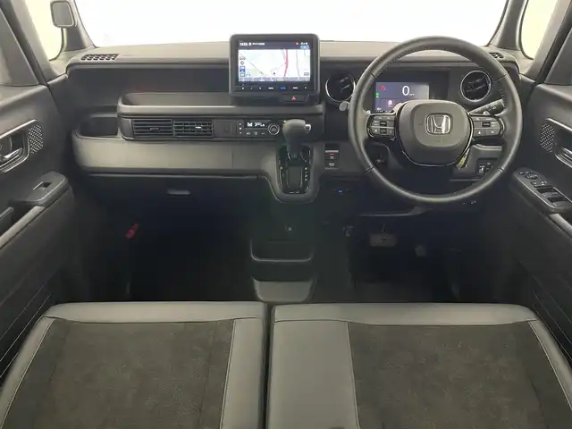 ホンダ Ｎ ＢＯＸ カスタム ターボ 愛知県 2025(令7)年 0.3万km プラチナホワイトパール 純正８型ナビ　ドラレコ　バックカメラ　禁煙車　ＥＴＣ　黒ハーフレザー　パドルシフト　ホンダセンシング　衝突軽減　追従クルコン　フルセグＴＶ　シートヒーター　ＬＥＤオートライト　両側電動スライド　ＵＳＢ