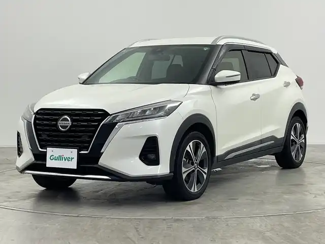 日産 キックス X 群馬県 2021(令3)年 3.8万km ブリリアントホワイトパール 純正９型ナビ　バックカメラ　アダプティブクルーズコントロール　レーンキープアシスト　衝突被害軽減ブレーキ　オートマチックハイビーム　純正ドライブレコーダー　コーナーセンサー　ＥＴＣ　ＬＥＤ　禁煙車