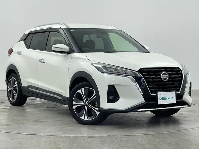 日産 キックス X 群馬県 2021(令3)年 3.8万km ブリリアントホワイトパール 純正９型ナビ　バックカメラ　アダプティブクルーズコントロール　レーンキープアシスト　衝突被害軽減ブレーキ　オートマチックハイビーム　純正ドライブレコーダー　コーナーセンサー　ＥＴＣ　ＬＥＤ　禁煙車
