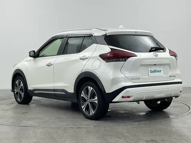 日産 キックス X 群馬県 2021(令3)年 3.8万km ブリリアントホワイトパール 純正９型ナビ　バックカメラ　アダプティブクルーズコントロール　レーンキープアシスト　衝突被害軽減ブレーキ　オートマチックハイビーム　純正ドライブレコーダー　コーナーセンサー　ＥＴＣ　ＬＥＤ　禁煙車