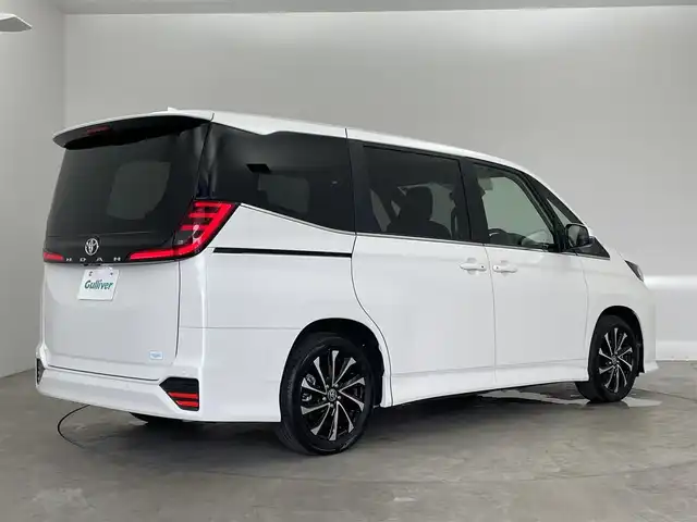 トヨタ ノア S－Z 埼玉県 2025(令7)年 0.1千km ホワイトパールクリスタルシャイン 登録済未使用車　快適利便パッケージ　純正１０．５　インチディスプレイオーディオ　バックカメラ　ＤＶＤ再生　ビルトインＥＴＣ２．０　レーダークルーズコントロール　シートヒーター　ＨＤＭＩ　ＬＥＤライト