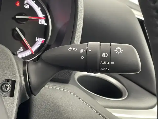 トヨタ ノア S－Z 埼玉県 2025(令7)年 0.1千km ホワイトパールクリスタルシャイン 登録済未使用車　快適利便パッケージ　純正１０．５　インチディスプレイオーディオ　バックカメラ　ＤＶＤ再生　ビルトインＥＴＣ２．０　レーダークルーズコントロール　シートヒーター　ＨＤＭＩ　ＬＥＤライト