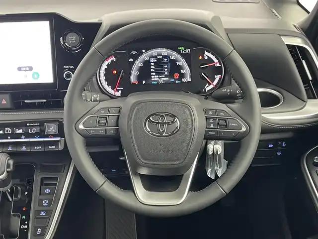 トヨタ ノア S－Z 埼玉県 2025(令7)年 0.1千km ホワイトパールクリスタルシャイン 登録済未使用車　快適利便パッケージ　純正１０．５　インチディスプレイオーディオ　バックカメラ　ＤＶＤ再生　ビルトインＥＴＣ２．０　レーダークルーズコントロール　シートヒーター　ＨＤＭＩ　ＬＥＤライト