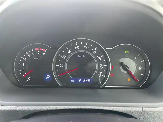 トヨタ ヴォクシー ZS 煌Ⅲ 岡山県 2022(令4)年 2.2万km ホワイトパールクリスタルシャイン 純正7インチナビ　NSCN-W68/ワンセグTV、CD、Bluetooth、AM、FM/バックカメラ/両側パワースライドドア/シートバックテーブル/リアオートエアコン/コーナーセンサー/前後ドライブレコーダー　ZDR035/ビルトインETC/クルーズコントロール/ハーフレザーシート/トヨタセーフティセンス/・プリクラッシュセーフティ/・レーンディパーチャーアラート/・オートマチックハイビーム/・クリアランスソナー