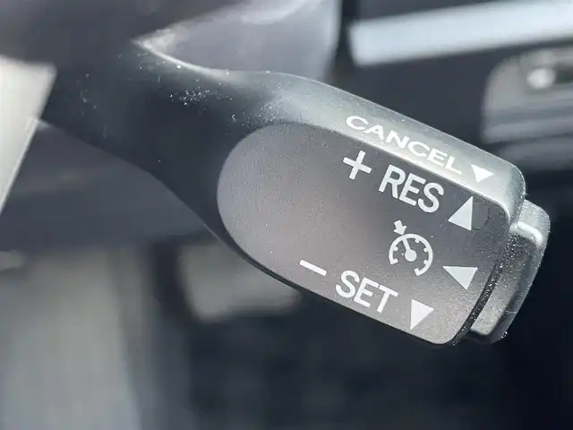 トヨタ ヴォクシー ZS 煌Ⅲ 岡山県 2022(令4)年 2.2万km ホワイトパールクリスタルシャイン 純正7インチナビ　NSCN-W68/ワンセグTV、CD、Bluetooth、AM、FM/バックカメラ/両側パワースライドドア/シートバックテーブル/リアオートエアコン/コーナーセンサー/前後ドライブレコーダー　ZDR035/ビルトインETC/クルーズコントロール/ハーフレザーシート/トヨタセーフティセンス/・プリクラッシュセーフティ/・レーンディパーチャーアラート/・オートマチックハイビーム/・クリアランスソナー