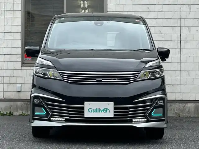 日産 セレナ ライダー オーテック 30th 福岡県 2016(平28)年 6.5万km ダイヤモンドブラック 純正9インチメモリナビ【MM516D-L】/　（AM/FM/CD/DVD/Bluetooth/フルセグTV）/フロント/サイド/バックカメラ/アラウンドビューモニター/純正フリップダウンモニター/セーフティサポート/・プロパイロット/・エマージェンシーブレーキ/・踏み間違え衝突防止アシスト/・進入禁止標識検知/・車線逸脱警報/・ふらつき警報/インテリジェンスパーキング/レーダークルーズコントロール/オートライト/横滑り防止装置/アイドリングストップ/純正16インチアルミホイール/両側パワースライドドア/デジタルインナーミラー/白色レザーシート/純正フロアマット/ビルトインETC/COMTEC製360度ドライブレコーダー【HDR360GW】/後部座席サンシェード/ドアバイザー/電格ウインカーミラー/電源ソケット×1/ISOFIX/スペアキー×1/保証書/取扱説明書/ナビ取扱説明書