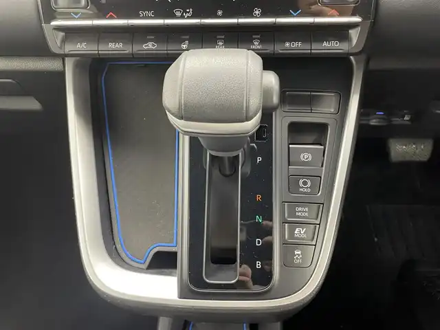 トヨタ ノア ハイブリッド S－Z 茨城県 2023(令5)年 2.8万km ホワイトパールクリスタルシャイン 純正10.5型DAナビ/バックカメラ/フルセグ/CD/DVDデッキ/純正フリップダウンモニター/モデリスタエアロ/快適利便パッケージ/衝突被害軽減ブレーキ/車線逸脱抑制装置/レーダークルーズコントロール/オートマチックハイビーム/クリアランスソナー/両側電動スライドドア/ETC2.0/ドラレコ/AC100V/シートヒーター/ステアリングヒーター/純正17インチAW/3眼LEDヘッドライト/スマートキー