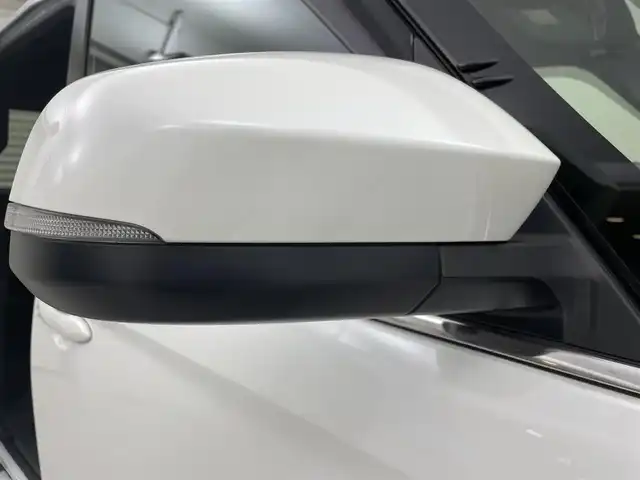 トヨタ ノア ハイブリッド S－Z 茨城県 2023(令5)年 2.8万km ホワイトパールクリスタルシャイン 純正10.5型DAナビ/バックカメラ/フルセグ/CD/DVDデッキ/純正フリップダウンモニター/モデリスタエアロ/快適利便パッケージ/衝突被害軽減ブレーキ/車線逸脱抑制装置/レーダークルーズコントロール/オートマチックハイビーム/クリアランスソナー/両側電動スライドドア/ETC2.0/ドラレコ/AC100V/シートヒーター/ステアリングヒーター/純正17インチAW/3眼LEDヘッドライト/スマートキー