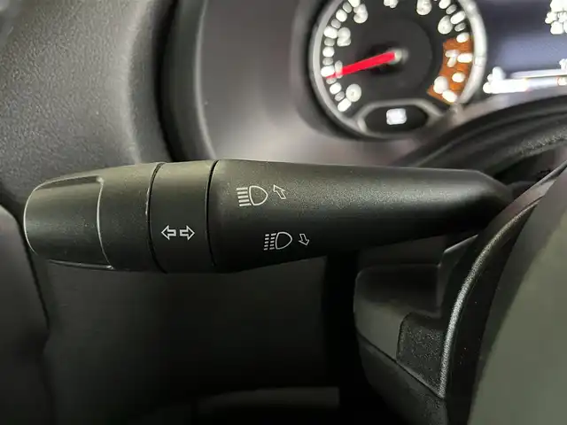 クライスラー・ジープ ジープ レネゲード リミテッド 山形県 2022(令4)年 1.7万km ガンＭⅡ 純正ナビ/フルセグTV/バックカメラ/アダプティブクルーズコントロール/レーンキープアシスト/ブラインドスポットモニター/レザーシート/シートヒーター/リアセンサー/前後ドライブレコーダー/純正ラバーマット