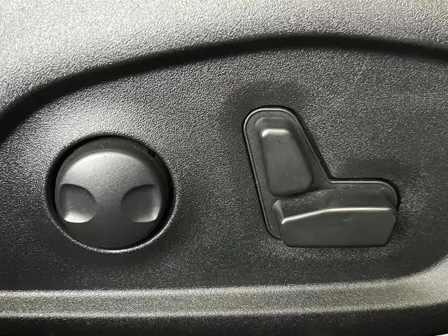 クライスラー・ジープ ジープ レネゲード リミテッド 山形県 2022(令4)年 1.7万km ガンＭⅡ 純正ナビ/フルセグTV/バックカメラ/アダプティブクルーズコントロール/レーンキープアシスト/ブラインドスポットモニター/レザーシート/シートヒーター/リアセンサー/前後ドライブレコーダー/純正ラバーマット