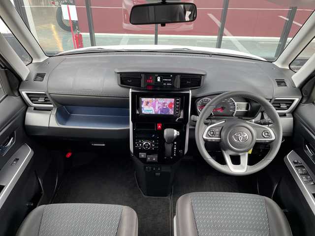 トヨタ ルーミー カスタムG 千葉県 2022(令4)年 2.9万km パールホワイトⅢ 純正メモリナビ/(TV/BT/CD/FM/AM)/衝突被害軽減システム/車線逸脱警報/バックカメラ/追従式クルーズコントロール/両側パワースライドドア/横滑り防止装置/ビルトインETC/アイドリングストップ/LEDヘッドライト/フォグランプ/オートライト/ウィンカーミラー/電動格納ミラー/純正14インチAW/シートヒーター/シートリフター/ブレーキホールド/電子制御パーキング/プッシュスタート/スマートキー/フロアマット/取扱説明書/保証書