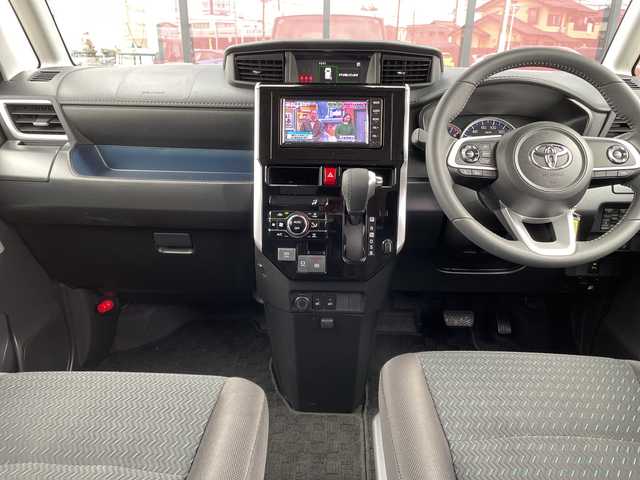 トヨタ ルーミー カスタムG 千葉県 2022(令4)年 2.9万km パールホワイトⅢ 純正メモリナビ/(TV/BT/CD/FM/AM)/衝突被害軽減システム/車線逸脱警報/バックカメラ/追従式クルーズコントロール/両側パワースライドドア/横滑り防止装置/ビルトインETC/アイドリングストップ/LEDヘッドライト/フォグランプ/オートライト/ウィンカーミラー/電動格納ミラー/純正14インチAW/シートヒーター/シートリフター/ブレーキホールド/電子制御パーキング/プッシュスタート/スマートキー/フロアマット/取扱説明書/保証書