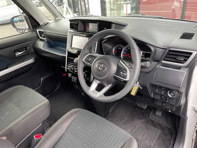 トヨタ ルーミー カスタムG 千葉県 2022(令4)年 2.9万km パールホワイトⅢ 純正メモリナビ/(TV/BT/CD/FM/AM)/衝突被害軽減システム/車線逸脱警報/バックカメラ/追従式クルーズコントロール/両側パワースライドドア/横滑り防止装置/ビルトインETC/アイドリングストップ/LEDヘッドライト/フォグランプ/オートライト/ウィンカーミラー/電動格納ミラー/純正14インチAW/シートヒーター/シートリフター/ブレーキホールド/電子制御パーキング/プッシュスタート/スマートキー/フロアマット/取扱説明書/保証書