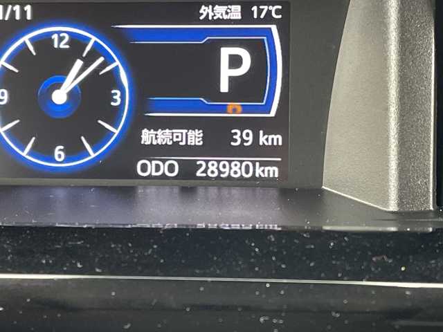 トヨタ ルーミー カスタムG 千葉県 2022(令4)年 2.9万km パールホワイトⅢ 純正メモリナビ/(TV/BT/CD/FM/AM)/衝突被害軽減システム/車線逸脱警報/バックカメラ/追従式クルーズコントロール/両側パワースライドドア/横滑り防止装置/ビルトインETC/アイドリングストップ/LEDヘッドライト/フォグランプ/オートライト/ウィンカーミラー/電動格納ミラー/純正14インチAW/シートヒーター/シートリフター/ブレーキホールド/電子制御パーキング/プッシュスタート/スマートキー/フロアマット/取扱説明書/保証書