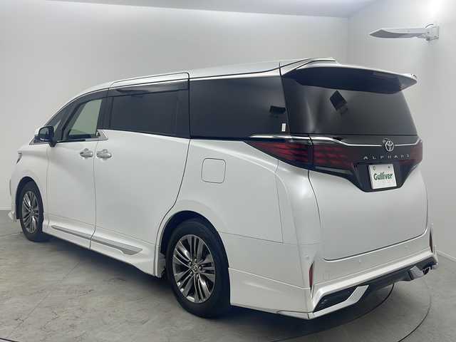 トヨタ アルファード Z 大阪府 2024(令6)年 1.5万km プラチナホワイトパールマイカ モデリスタエアロ/純正14インチディスプレイオーディオ/【BT/フルセグTV/ナビ/USB】/純正13.2インチ後席モニター/左右独立ムーンルーフ/パノラマミックビューモニター/ブラインドスポットモニター(BSM)/デジタルインナーミラー/ETC2.0 /両側パワースライドドア/トヨタセーフティセンス/・プリクラッシュセーフティー/・レーダークルーズコントロール/・レーンディパーチャーアラート/・アダクティブハイビーム/・プロアクティブドライビングサポート/・ドライバー異常対応システム/・パーキングサポートブレーキ/前後コーナーセンサー/ワイヤレス充電/後席オットマン/パワーシート/前後シートヒーター/前後シートベンチレーション/メモリシート/ステリングヒーター/オートホールド