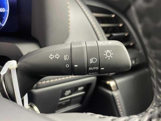 トヨタ アルファード Z 大阪府 2024(令6)年 1.5万km プラチナホワイトパールマイカ モデリスタエアロ/純正14インチディスプレイオーディオ/【BT/フルセグTV/ナビ/USB】/純正13.2インチ後席モニター/左右独立ムーンルーフ/パノラマミックビューモニター/ブラインドスポットモニター(BSM)/デジタルインナーミラー/ETC2.0 /両側パワースライドドア/トヨタセーフティセンス/・プリクラッシュセーフティー/・レーダークルーズコントロール/・レーンディパーチャーアラート/・アダクティブハイビーム/・プロアクティブドライビングサポート/・ドライバー異常対応システム/・パーキングサポートブレーキ/前後コーナーセンサー/ワイヤレス充電/後席オットマン/パワーシート/前後シートヒーター/前後シートベンチレーション/メモリシート/ステリングヒーター/オートホールド