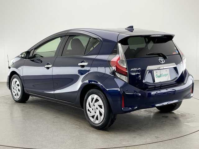 トヨタ アクア 宮崎県 2019(平31)年 4.4万km ダークブルーマイカ 純正メモリーナビ/　CD　BTオーディオ　ワンセグTV/バックカメラ/プリクラッシュセーフティ/クリアランスソナー/PKSB/先行車発信お知らせ/レーンディパーチャーアラート/オートマチックハイビーム/オートライト/ステアリングリモコン/前後ドライブレコーダー/ビルトインETC/純正フロアマット/電動格納ミラー/スマートキー