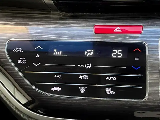 ホンダ オデッセイ アブソルート 三重県 2014(平26)年 10.4万km ホワイトオーキッドパール 【(株)IDOMが運営する【じしゃロン四日市店】の自社ローン対象車両になります。こちらは現金ご利用時の価格です。自社ローンご希望の方は別途その旨お申付け下さい。】/SDナビ(CD/DVD/BT/AM/FM)/アルミホイール　純正17インチAW/フルセグTV/両側パワスラ/クルーズコントロール/WAC/ETC /スペアキー/カーテンエアバッグ