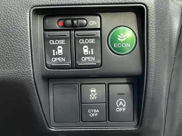 ホンダ オデッセイ アブソルート 三重県 2014(平26)年 10.4万km ホワイトオーキッドパール 【(株)IDOMが運営する【じしゃロン四日市店】の自社ローン対象車両になります。こちらは現金ご利用時の価格です。自社ローンご希望の方は別途その旨お申付け下さい。】/SDナビ(CD/DVD/BT/AM/FM)/アルミホイール　純正17インチAW/フルセグTV/両側パワスラ/クルーズコントロール/WAC/ETC /スペアキー/カーテンエアバッグ