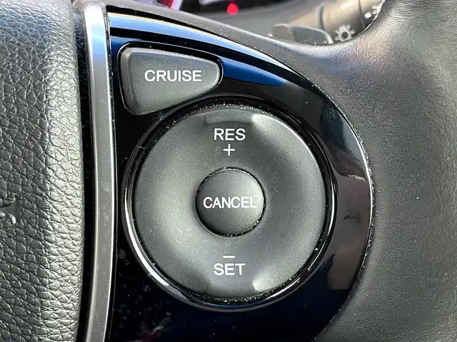 ホンダ オデッセイ アブソルート 三重県 2014(平26)年 10.4万km ホワイトオーキッドパール 【(株)IDOMが運営する【じしゃロン四日市店】の自社ローン対象車両になります。こちらは現金ご利用時の価格です。自社ローンご希望の方は別途その旨お申付け下さい。】/SDナビ(CD/DVD/BT/AM/FM)/アルミホイール　純正17インチAW/フルセグTV/両側パワスラ/クルーズコントロール/WAC/ETC /スペアキー/カーテンエアバッグ